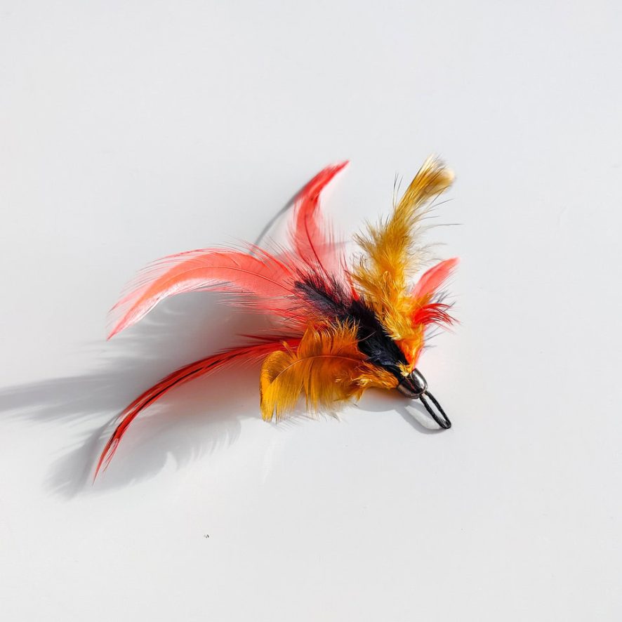 kotimainen kissanlelu yugie toys feathery kissasyotti punainen oranssi kissanlelut kissan lelut lemmikkitarvikkeet netista lemmikkitarvike yugie (6)