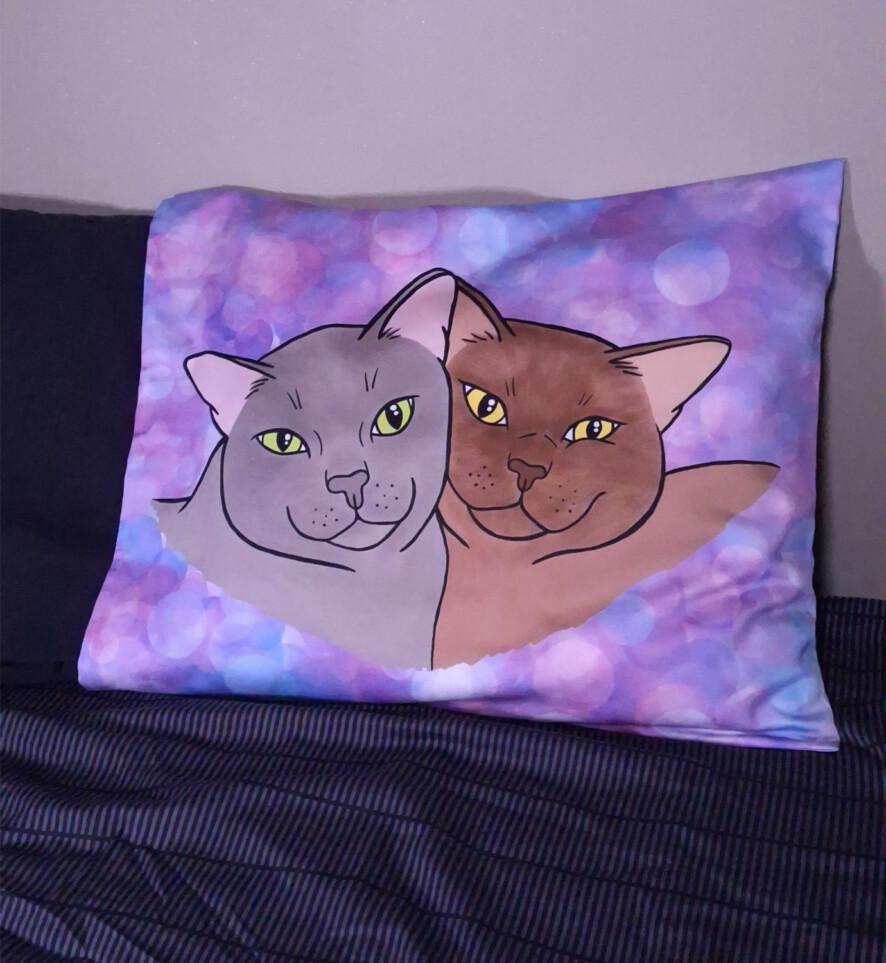 happy kitty tyynyliina, ennakkotilaustuote