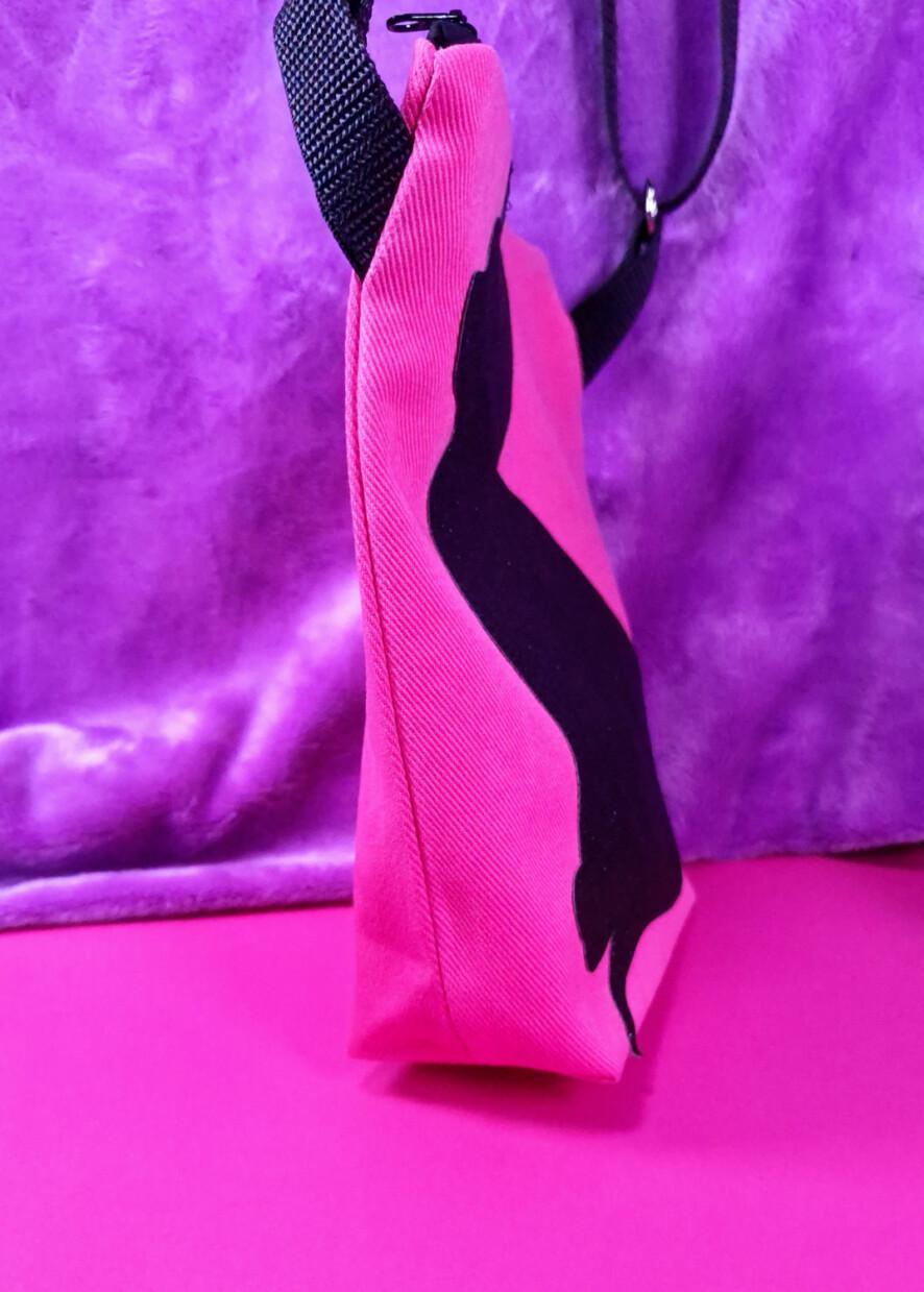 pinkkilaceylaukku1