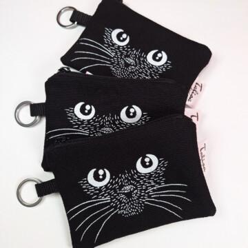 kasvotpimeässäpikkupussukka