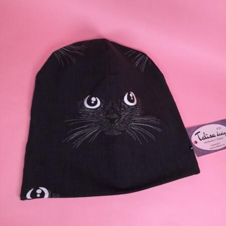 kasvotpimeässäpipo