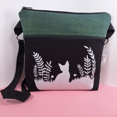 kuutamollatummanvihreäfarkkulaukku